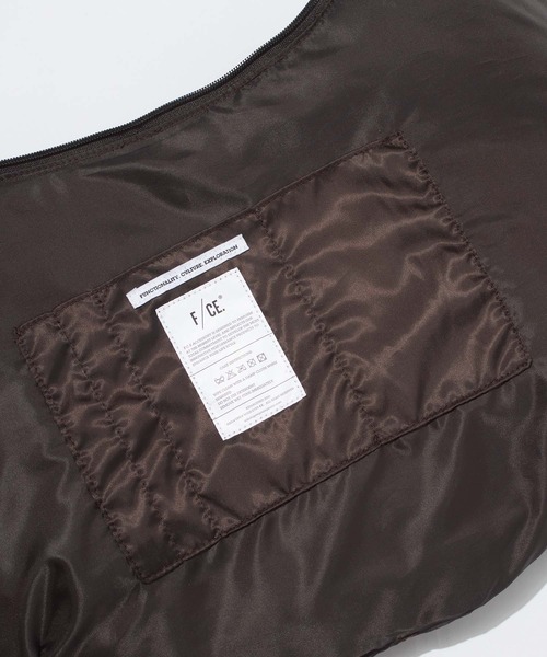 F/CE. (エフシーイー)の「F/CE. TECH LEATHER BIG SHOULDER TOTE / エフシーイー テックレザー ビッグショルダートート(ショルダーバッグ・メンズ・ブラック/グレー/ブラウン・FREE)」の10枚目の写真