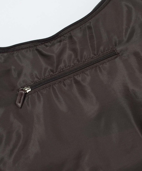 F/CE. (エフシーイー)の「F/CE. TECH LEATHER BIG SHOULDER TOTE / エフシーイー テックレザー ビッグショルダートート(ショルダーバッグ・メンズ・ブラック/グレー/ブラウン・FREE)」の11枚目の写真