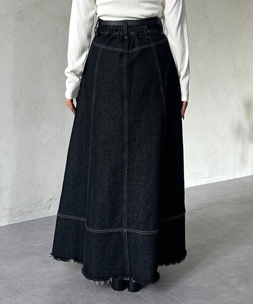 Thevon（ゼボン）の「デニムハイウエストフレアスカート（スカート・レディース・ブラック/ネイビー・M/S）」の12枚目の写真