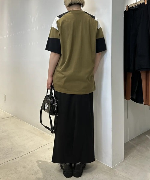 adidas Originals（アディダスオリジナルス）の「ADIDAS WMNS ADICOLOR BB XS MBH67（ショルダーバッグ・レディース・ピンク/パープル/ブラック/カーキ・ONE SIZE）」の12枚目の写真