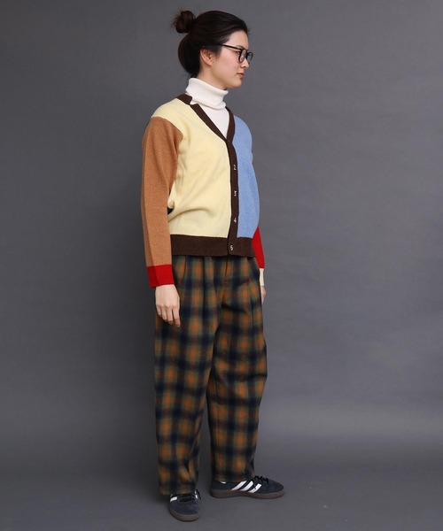 I am I in fact...（アイアムアイインファクト）の「_UPW数字刺繍Vカーディガン（カーディガン/ボレロ・レディース・ブラウン/パープル/ブルー/レッド/チャコールグレー/その他/ブラック系その他・FREE）」の21枚目の写真