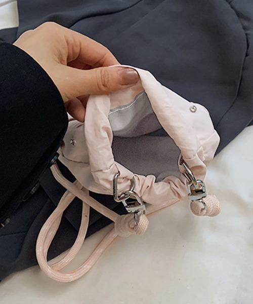 Miniministore(ミニミニストア)の「パラコード巾着バッグミニショルダーバッグ(ショルダーバッグ・レディース・ライトイエロー/グレイッシュベージュ/ブラック/ベビーピンク・FREE)」の9枚目の写真