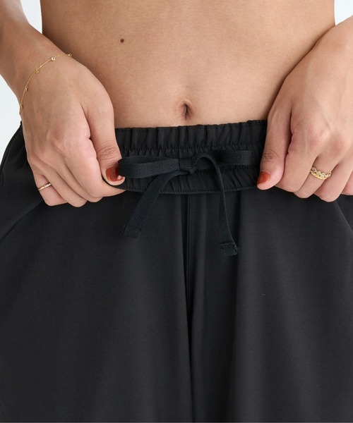 ROXY（ロキシー）の「MY 1ST ROXY PANTS/ロキシー水陸両用速乾UVケアウエストゴムストレッチジョガーパンツ（その他パンツ・レディース・ピンク/グリーン/ブラック・LARGE/MEDIUM/SMALL）」の17枚目の写真