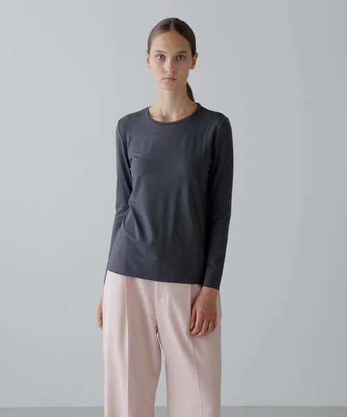 ADORE(アドーア)の「◆モイストジャージーカットソー(Tシャツ/カットソー・レディース・ホワイト/グレー/ブラック・38)」の9枚目の写真