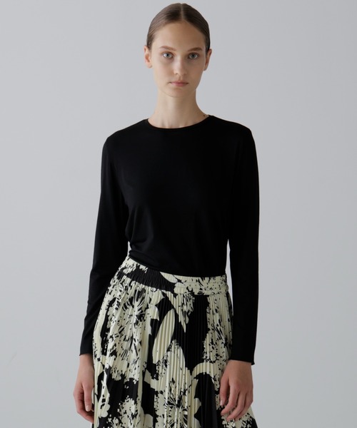 ADORE(アドーア)の「◆モイストジャージーカットソー(Tシャツ/カットソー・レディース・ホワイト/グレー/ブラック・38)」の2枚目の写真