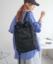 DISCOAT（ディスコート）の「【ユニセックス/9ポケット/サコッシュ付き】ユーティリティバックパック（バックパック/リュック）」