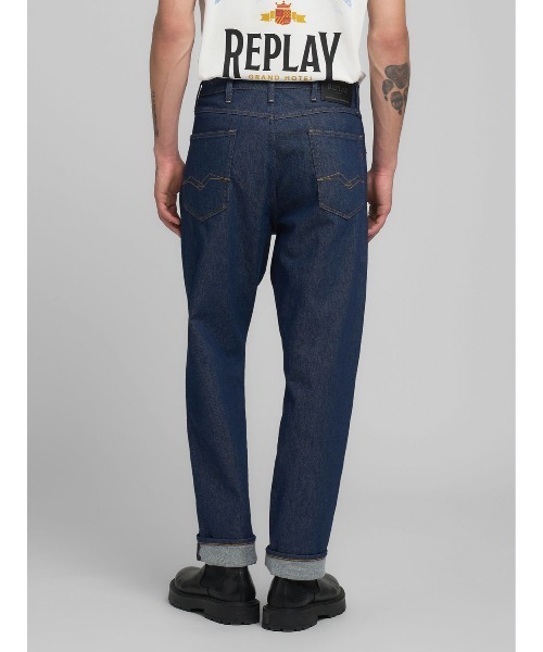 REPLAY(リプレイ)の「リラックステーパードWAINEインディゴストレッチデニム(デニムパンツ・メンズ・ダークブルー・W28xL32/W29xL32/W30xL32/W31xL32/W32xL32/W33xL32/W34xL32/W36xL32)」の3枚目の写真