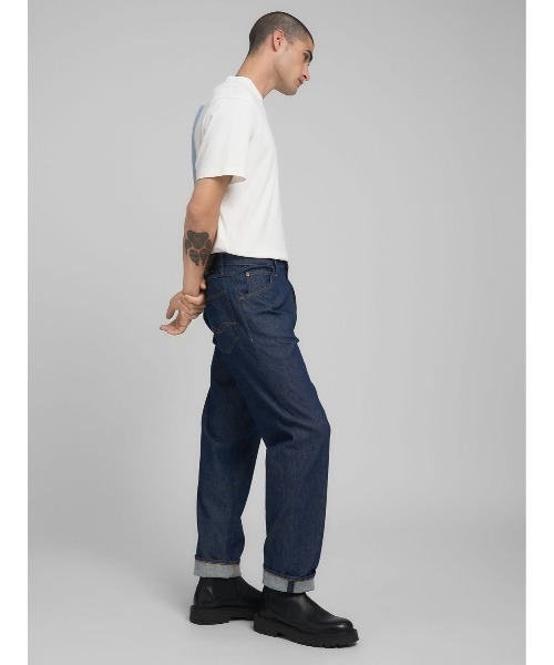 REPLAY(リプレイ)の「リラックステーパードWAINEインディゴストレッチデニム(デニムパンツ・メンズ・ダークブルー・W28xL32/W29xL32/W30xL32/W31xL32/W32xL32/W33xL32/W34xL32/W36xL32)」の4枚目の写真