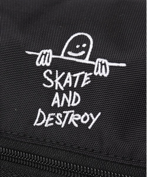 BACKYARD FAMILY(バックヤードファミリー)の「THRASHER ショルダーバッグ(ショルダーバッグ・レディース・ホワイト系その他/ブラック×グリーン・XS)」の6枚目の写真