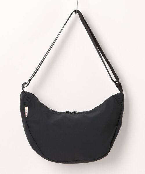 SIERRA DESIGNS(シェラデザイン)の「【2025年秋冬新作】60/40 HALF MOON BAG(ショルダーバッグ・レディース・セージグリーン/ブラック/サックスブルー/ダークネイビー/グリーン/タン・ONE SIZE)」の7枚目の写真