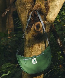 SIERRA DESIGNS（シェラデザイン）の「【2025年秋冬新作】60/40 HALF MOON BAG（ショルダーバッグ・キッズ）」