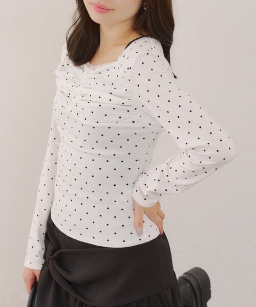 continuer de NICE CLAUP（コンティニューデナイスクラップ）の「花柄・ドットレーストップス（Tシャツ/カットソー・レディース・ネイビー/オフホワイト/ピンク/ライトグレー/ドット・FREE）」の13枚目の写真