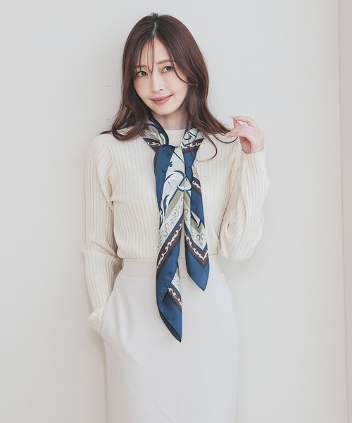 GLACIER lusso(グラシアルッソ)の「【ウォッシャブル】変則ケーブルハイネック(ニット/セーター・レディース・レッド/マスタード/アイボリー/ブラック/杢グレー・L/LL/M/S)」の8枚目の写真