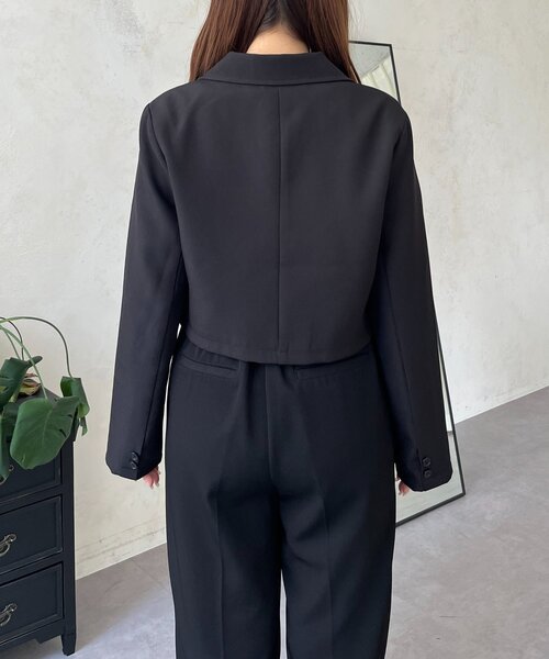 セール】ショート丈テーラードジャケット（テーラードジャケット