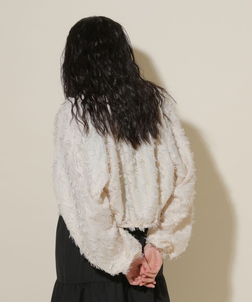 GLOBAL WORK（グローバルワーク）の「ジャガードボレロ/599661（シャツ/ブラウス・レディース・ブラック/オフホワイト・MEDIUM/LARGE）」の9枚目の写真