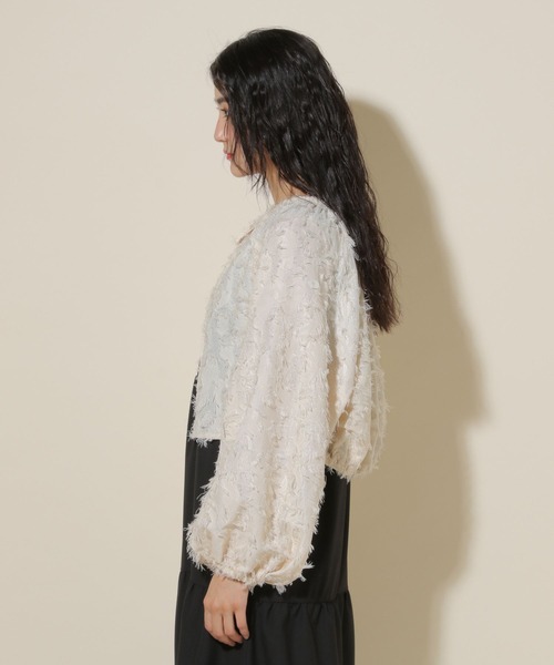 GLOBAL WORK（グローバルワーク）の「ジャガードボレロ/599661（シャツ/ブラウス・レディース・ブラック/オフホワイト・MEDIUM/LARGE）」の18枚目の写真