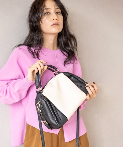 OSMOSIS(オズモーシス)の「ラウンドハンドルバッグ(ハンドバッグ・レディース・その他/ブラック/シルバー・ONE SIZE)」の4枚目の写真