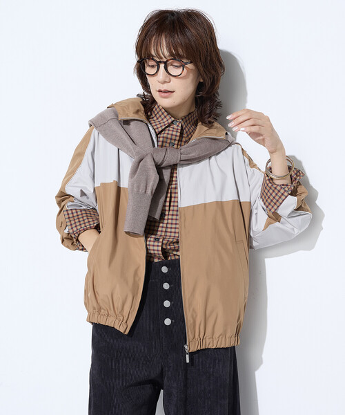 COMME CA Wardrobe（コムサワードローブ）の「パウダータフタ ブルゾン（ブルゾン・レディース・ネイビー/キャメル・FREE）」の2枚目の写真