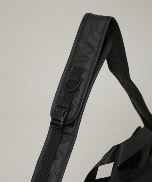 BAICYCLON by Bagjack(バイシクロン バイ バグジャック)の「BAICYCLON by bagjack/MULTI POCKETS 2WAY TOTE MEDIUM(ショルダーバッグ・メンズ・ブラック・FREE)」の12枚目の写真