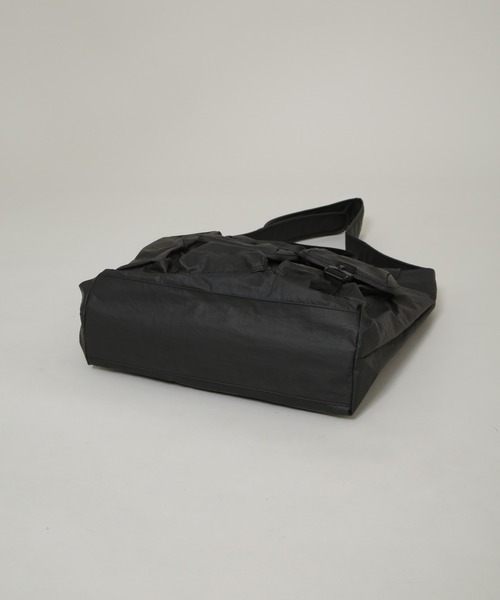 BAICYCLON by Bagjack(バイシクロン バイ バグジャック)の「BAICYCLON by bagjack/MULTI POCKETS 2WAY TOTE MEDIUM(ショルダーバッグ・メンズ・ブラック・FREE)」の4枚目の写真