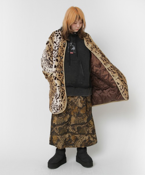 RNA（アールエヌエー）の「C0788 アニマルファーコート（ノーカラージャケット・レディース・レオパード/アイボリー・MEDIUM）」の7枚目の写真