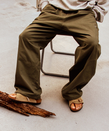 rajabrooke（ラジャブルック）の「rajabrooke × WISM別注 Basic Chino Pants (WIDE)（チノパンツ）」
