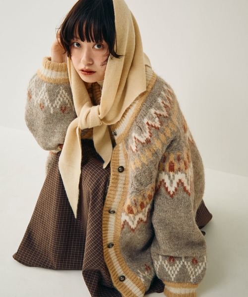 Crisp（クリスプ）の「ノルディックオーバーニットカーディガン（ブルゾン・レディース・グレイッシュベージュ/アイボリー・FREE）」の2枚目の写真