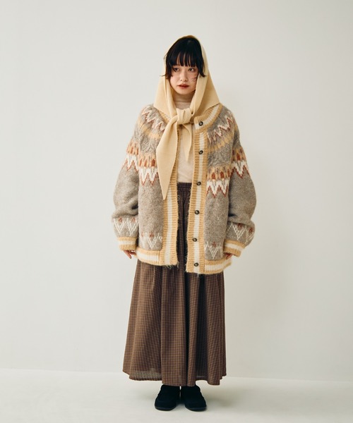 Crisp（クリスプ）の「ノルディックオーバーニットカーディガン（ブルゾン・レディース・グレイッシュベージュ/アイボリー・FREE）」の11枚目の写真