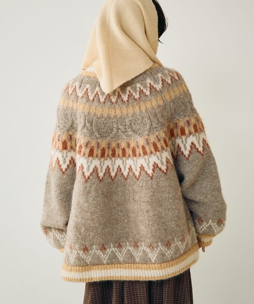 Crisp（クリスプ）の「ノルディックオーバーニットカーディガン（ブルゾン・レディース・グレイッシュベージュ/アイボリー・FREE）」の14枚目の写真