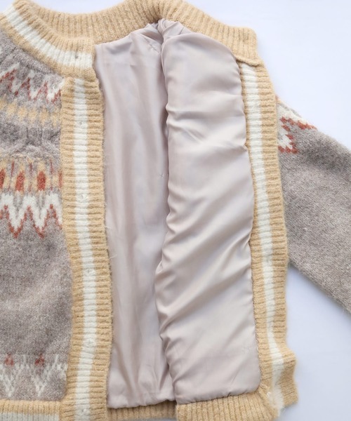 Crisp（クリスプ）の「ノルディックオーバーニットカーディガン（ブルゾン・レディース・グレイッシュベージュ/アイボリー・FREE）」の17枚目の写真