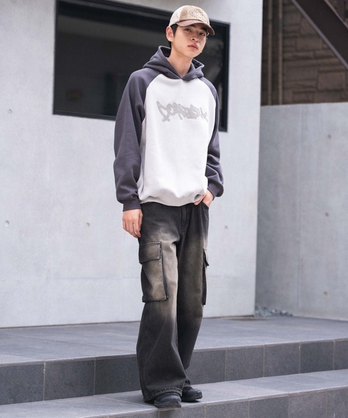 WEGO（ウィゴー）の「WEGO/ラグランプルパーカー（スウェット・メンズ・ブルー/ブラウン/スミクロ・LARGE/MEDIUM）」の13枚目の写真