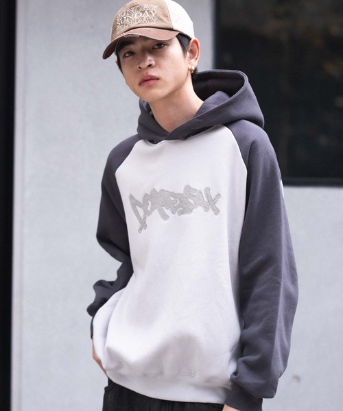 WEGO（ウィゴー）の「WEGO/ラグランプルパーカー（スウェット・メンズ・ブルー/ブラウン/スミクロ・LARGE/MEDIUM）」の20枚目の写真