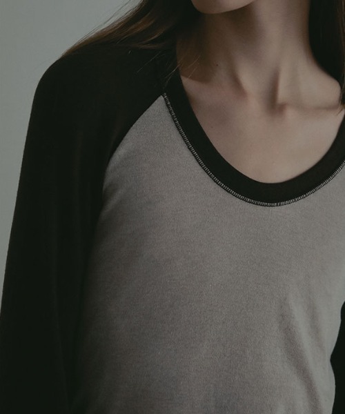 ETRE TOKYO（エトレトウキョウ）の「ソフトフライスラグランロンTee（Tシャツ/カットソー・レディース・ワイン/ネイビー/ブラウン・FREE）」の6枚目の写真