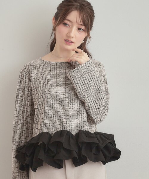 couture brooch(クチュールブローチ)の「カットツイード裾フリルプルオーバー(Tシャツ/カットソー・レディース・ベージュ系その他2/ブラック系3・40/38)」の2枚目の写真