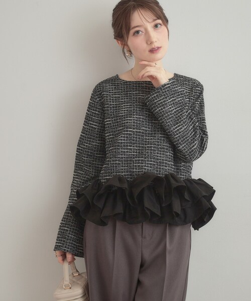 couture brooch(クチュールブローチ)の「カットツイード裾フリルプルオーバー(Tシャツ/カットソー・レディース・ベージュ系その他2/ブラック系3・40/38)」の7枚目の写真