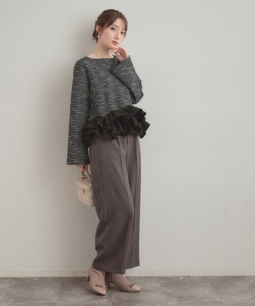 couture brooch(クチュールブローチ)の「カットツイード裾フリルプルオーバー(Tシャツ/カットソー・レディース・ベージュ系その他2/ブラック系3・40/38)」の10枚目の写真