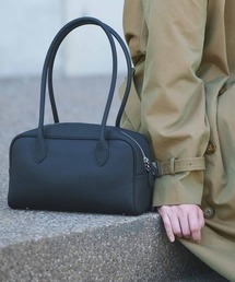 THREE FIFTY STANDARD（スリーフィフティースタンダード）の「ＴＨＲＥＥ　ＦＩＦＴＹ　ＳＴＡＮＤＡＲＤ　レザーのワイドボストン〈ブラック〉（ボストンバッグ）」