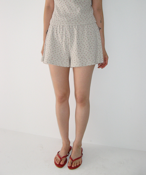 RONRON(ロンロン)の「WALFFLE FLORAL SHORT PANTS OATMEAL(その他パンツ・レディース・その他・FREE)」の1枚目の写真