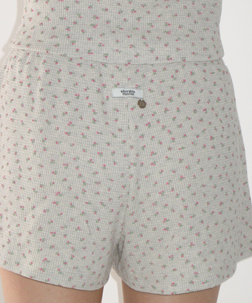 RONRON(ロンロン)の「WALFFLE FLORAL SHORT PANTS OATMEAL(その他パンツ・レディース・その他・FREE)」の2枚目の写真