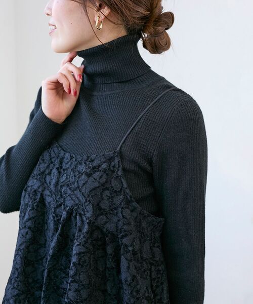 le.coeur blanc（ルクールブラン）の「《WEB限定アイテム》起毛レースバルーンキャミ（キャミソール・レディース・ブラウン/ブラック/グレー/オフホワイト・38）」の3枚目の写真