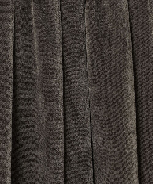 BALLSEY（ボールジィ）の「スエードサテン プリーツスカート（スカート・レディース・ホワイト/グレー/ダークブラウン・36/34）」の13枚目の写真