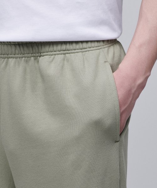 MUSINSA STANDARD（ムシンサスタンダード）の「ワイドスウェットパンツ[ピスタチオ]（スウェットパンツ・メンズ・その他・SMALL/MEDIUM/LARGE/X-LARGE/XX-LARGE）」の6枚目の写真