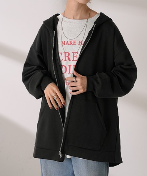 HUG.U(ハグユー)の「バックプリーツポンチパーカー(パーカー・レディース・カーキ/ブラック・FREE)」の18枚目の写真