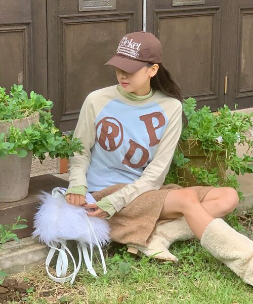 PRENDA(プレンダ)の「PRDA BIG PATCH RAGLAN LONG SLEEVE ANGEL FALLS(Tシャツ/カットソー・レディース・その他・FREE)」の2枚目の写真