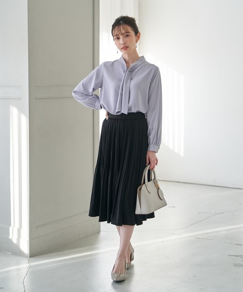 IKKA LOUNGE（イッカラウンジ）の「ボータイデザインブラウス（シャツ/ブラウス・レディース・ネイビー/サックスブルー/オフホワイト・M/L/S）」の17枚目の写真