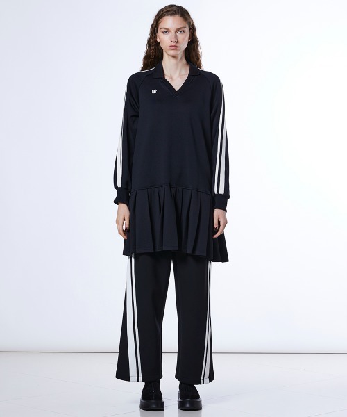 DOUBLE STANDARD CLOTHING(ダブルスタンダードクロージング)の「プリーツジャージワンピース(ワンピース・レディース・ブラック/オフホワイト・36/38)」の2枚目の写真