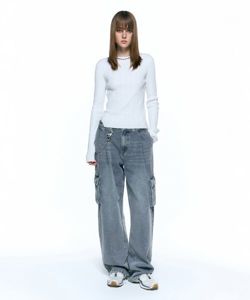 INSILENCE WOMEN(インサイレンスウーマン)の「プリーツカーゴデニム BLUE(デニムパンツ・レディース・その他・MEDIUM)」の1枚目の写真