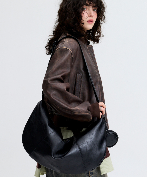 MACNI（マクニ）の「BOWLINE CROSS BAG BLACK（メッセンジャーバッグ・レディース・その他・FREE）」の2枚目の写真