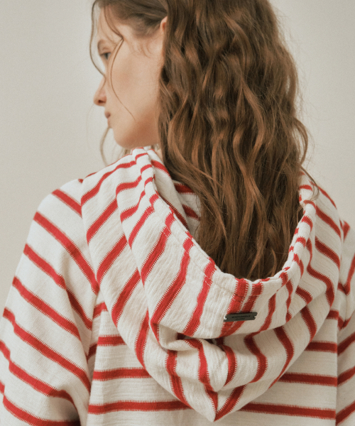 WEDNESDAYOASISFORWOMEN（ウェンズデー オアシス フォー ウーマン）の「ストライプワッフルフードスウェットシャツ_RED(W25-TP35)（パーカー・レディース・レッド・FREE）」の2枚目の写真