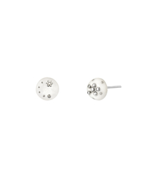 NFF（エヌエフエフ）の「lilt earrings-white（ピアス（両耳用））」